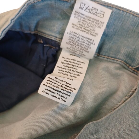 NEW WITH TAGS Jean Shorts - Frankie & Stella - Distressed 20W (5987 - Picture 7 of 7